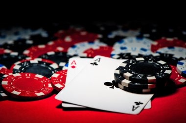 mpo8 app showing live-dealer blackjack table with real dealer